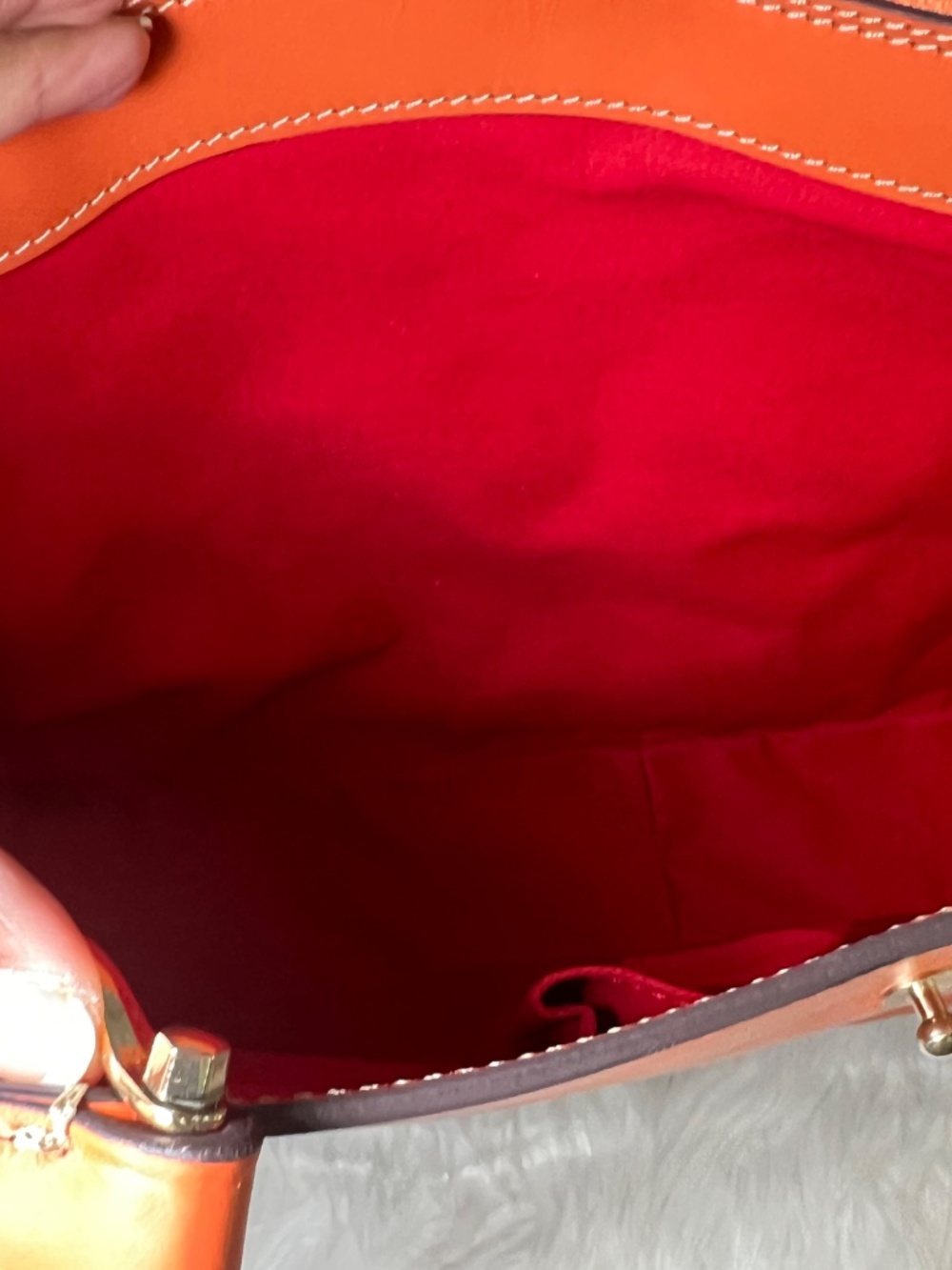 Dooney Bourke Alto Camilla - Picture 9 of 10
